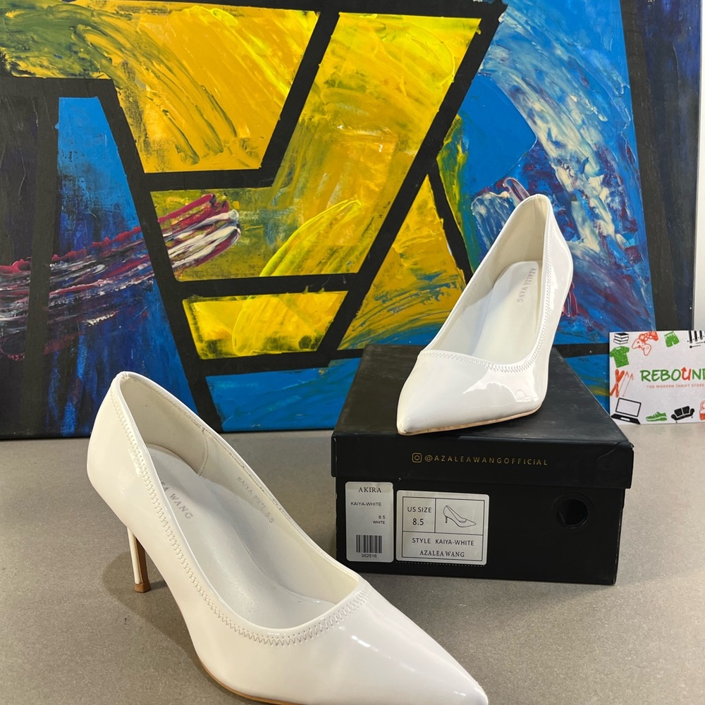 Azalea Wang White Heels (Women’s US 8.5)